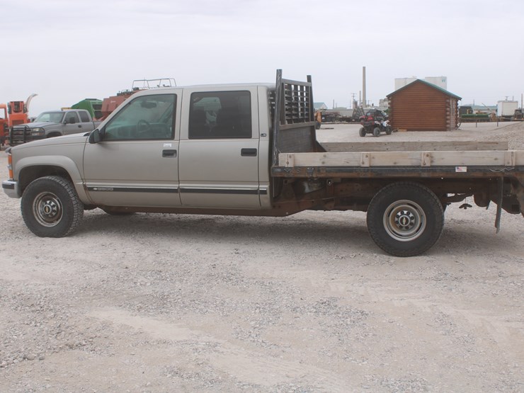 2000-chevrolet-k3500-image-9
