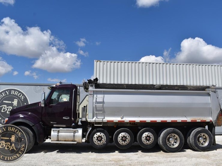 2019-kenworth-t880-image-7