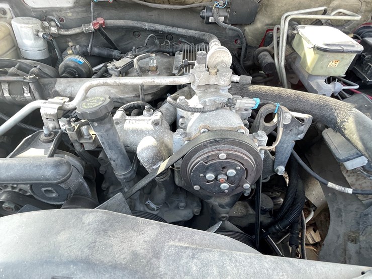 1999-chevrolet-3500-image-13