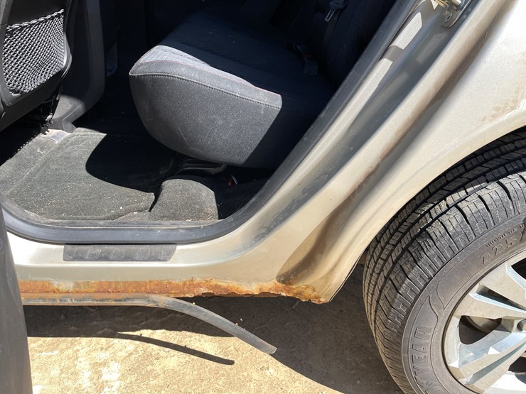 2013-chevrolet-equinox-image-34