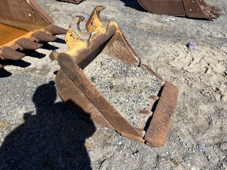 john-deere-24-image-2