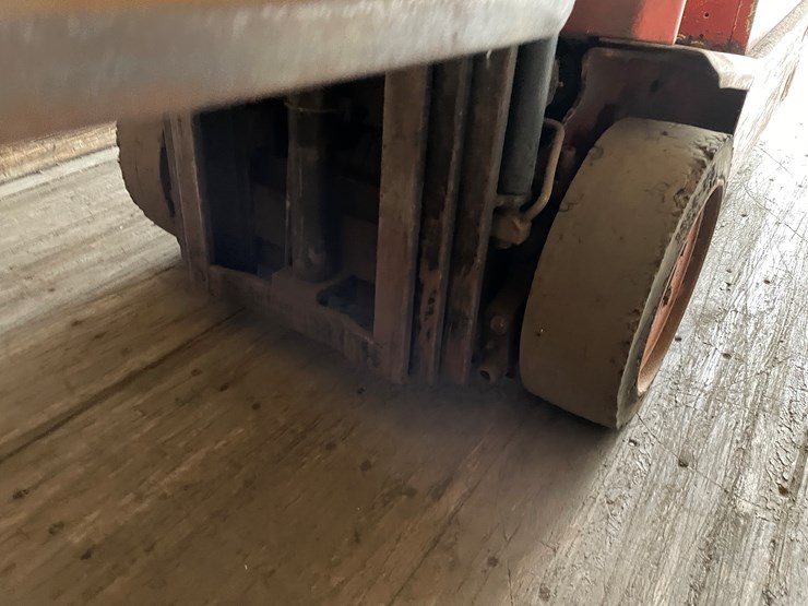 #172-•-linde-baker-electric-forklift-image-13