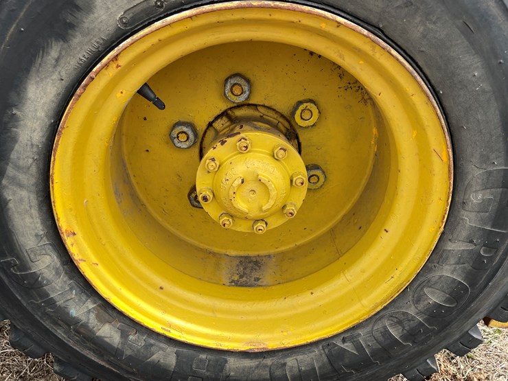 #173-•-otis-ut-50-gas-powered-rough-terrain-forklift-image-39