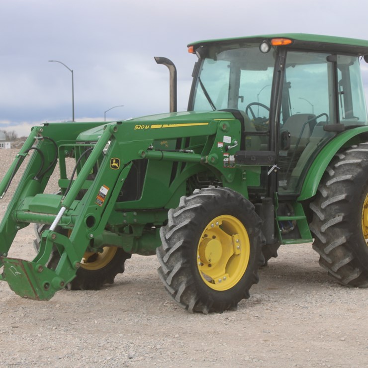 2013 JOHN DEERE 5100E