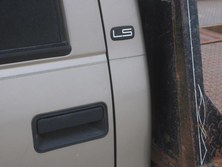 2000-chevrolet-k3500-image-29