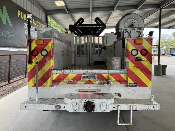 2017-ford-f550-image-6