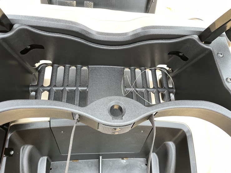 #605-•-ez-go-rxv-electric-golf-cart-image-36