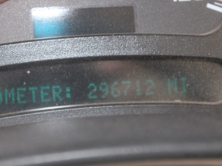 2005-chevrolet-2500-image-30