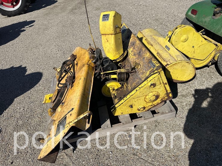 john-deere-216-image-7