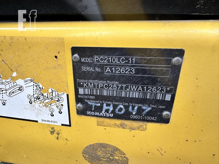 2018-komatsu-pc210-lc-11-image-17