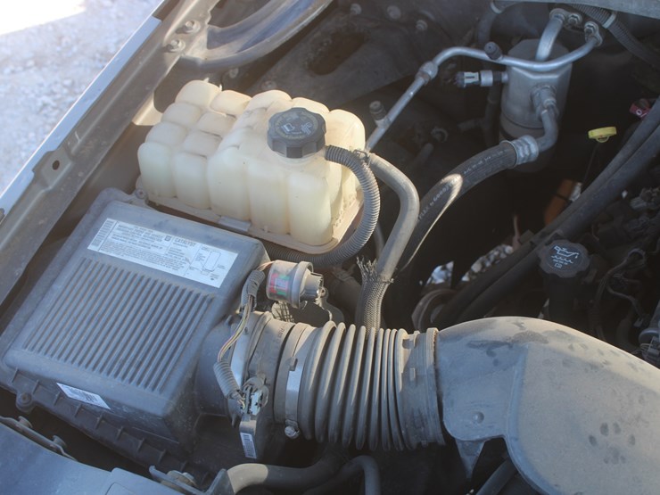 2006-chevrolet-2500-image-32