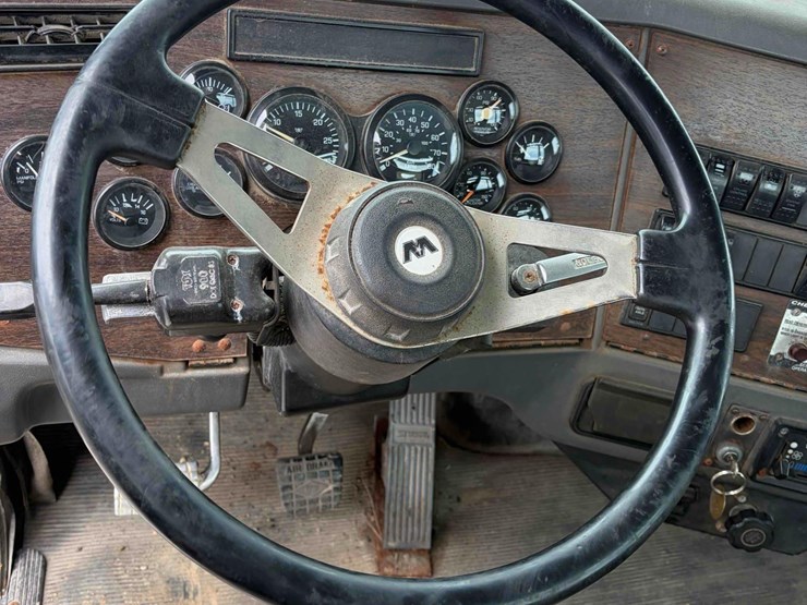 1999-caterpillar-c12-image-15