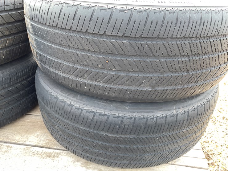 #10703-•-(4)-bridgestone-16"-tires-on-honda-5-bolt-aluminum-rims-image-9