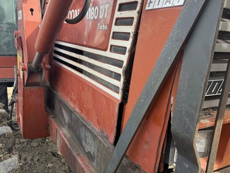 hesston-tractor-2805-image-15