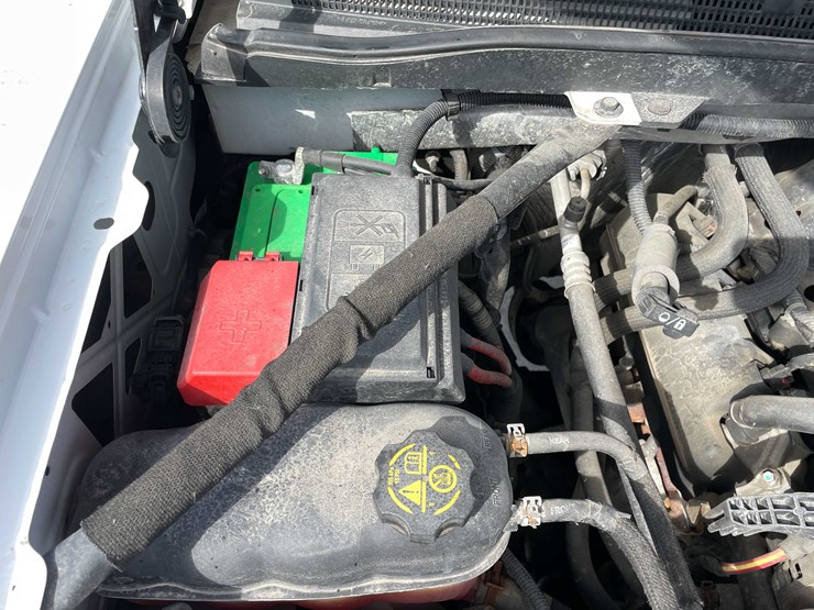 2015-chevrolet-1500-image-10