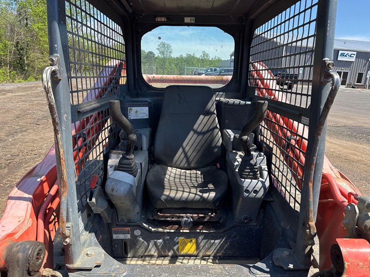 2015-kubota-svl75-2-image-14