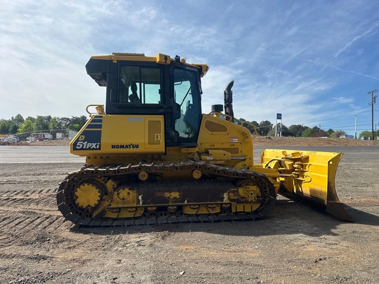 2021-komatsu-d51pxi-24-image-7