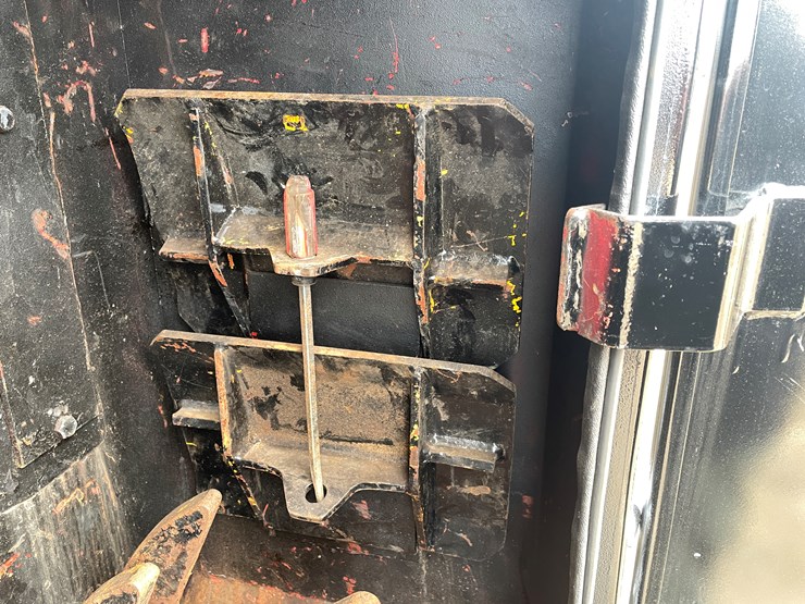 1989-peterbilt-379-image-46