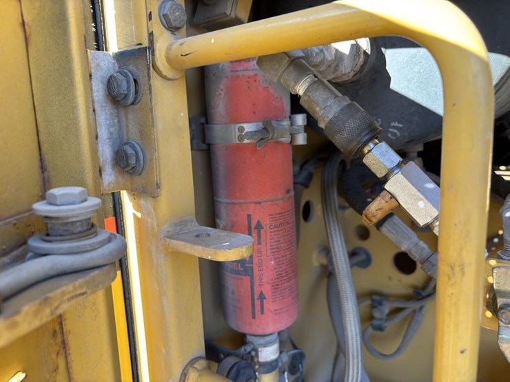 caterpillar-143h-image-74