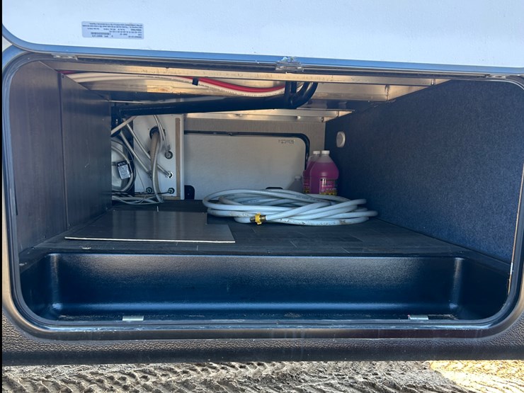 #200-•-2019-cruiser-aire-30bh-fifth-wheel-trailer-(prairie-farm)-(wi-title-in-delay)-image-28