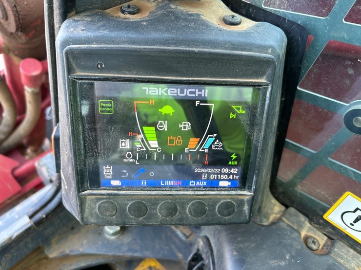 2020-takeuchi-tl12r2-image-21