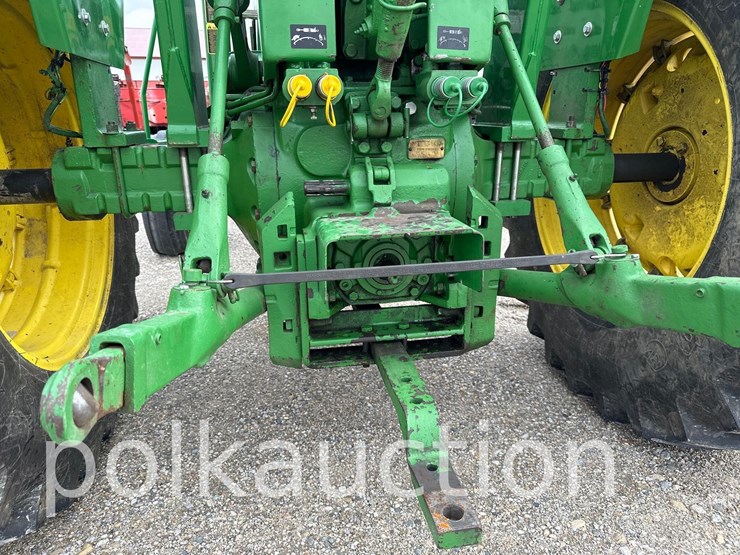 john-deere-4020-image-10