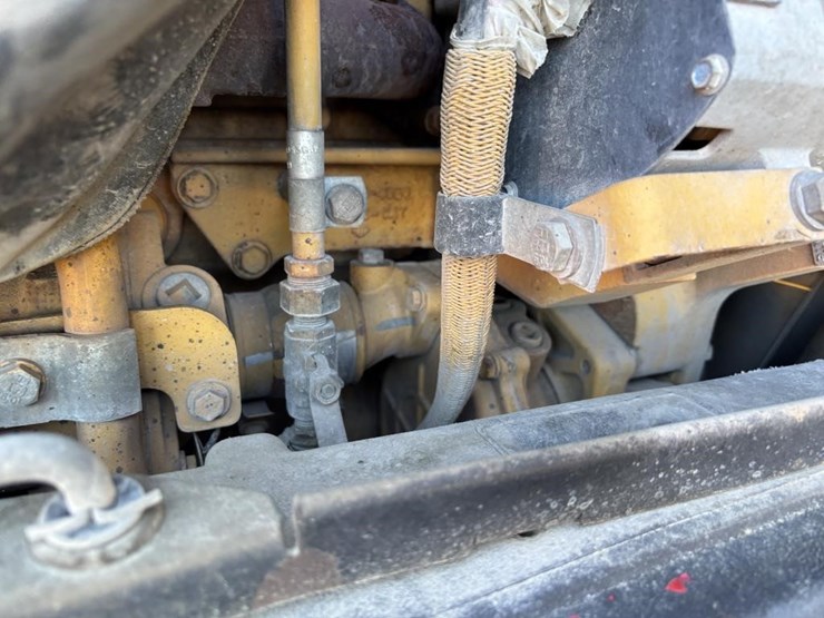 caterpillar-143h-image-87