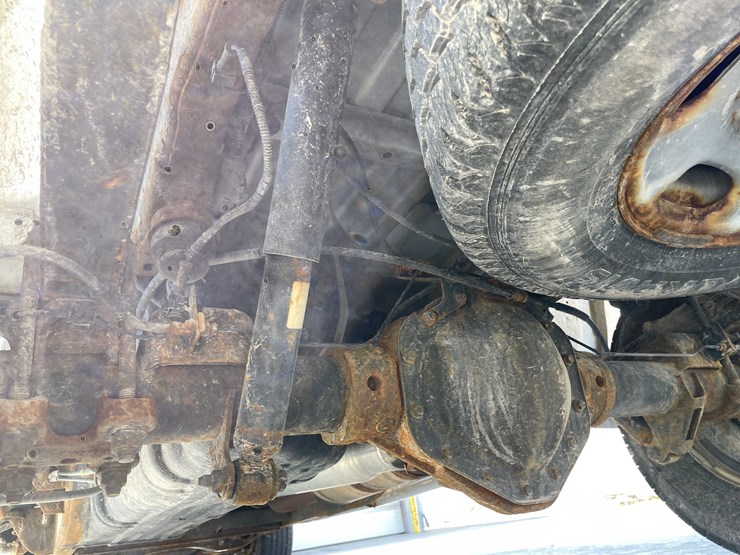 2015-chevrolet-1500-image-33