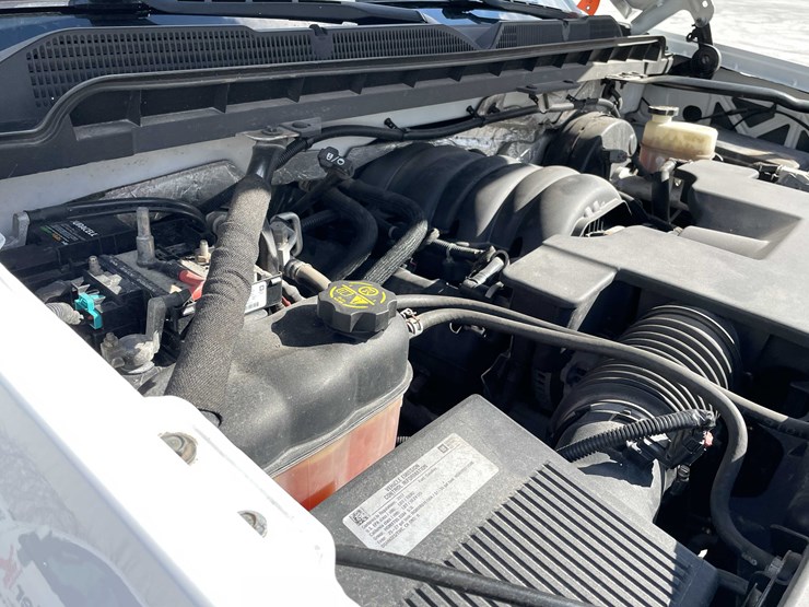 2017-chevrolet-1500-image-73