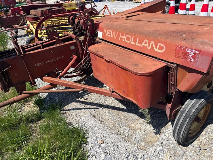 new-holland-273-image-2