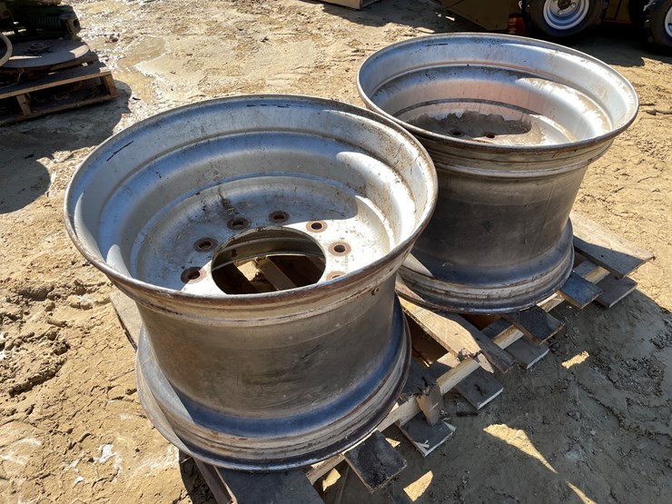 #3955-•-(2)-22.5-steel-semi-rims-image-2