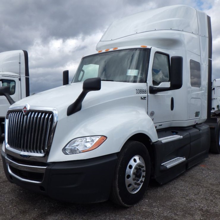 2022 INTERNATIONAL LT