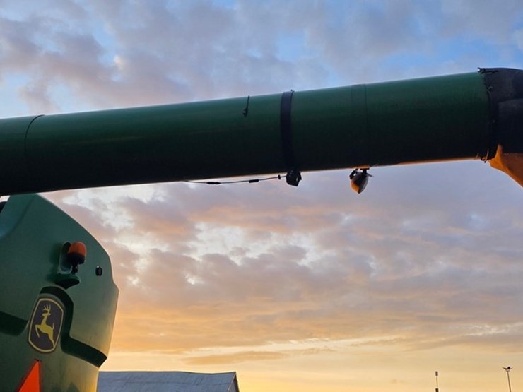 2013-john-deere-s680-image-29