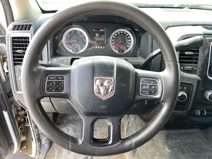 2015-dodge-2500-image-71