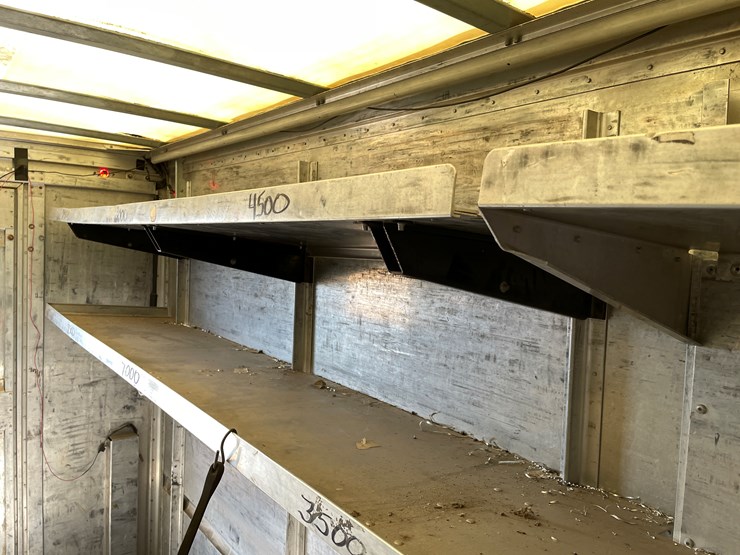 #164-•-2005-freightliner-box-truck-(has-wi-title)-image-27