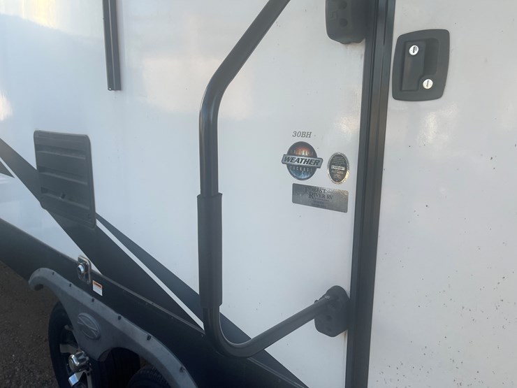 #200-•-2019-cruiser-aire-30bh-fifth-wheel-trailer-(prairie-farm)-(wi-title-in-delay)-image-18