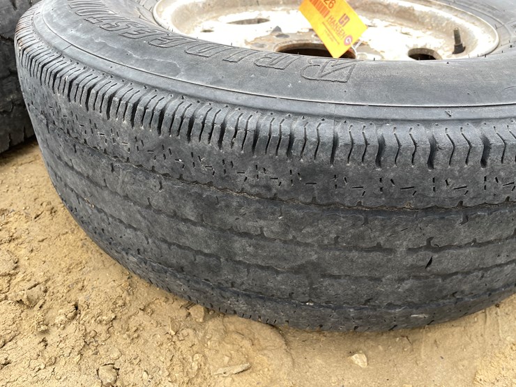 #3926-•-(6)-spare-rims-and-tires-image-42