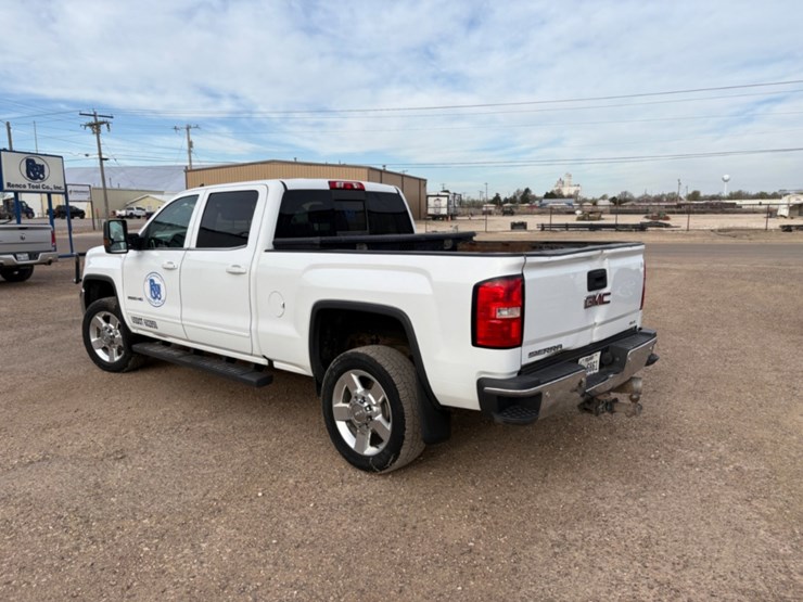 2018-gmc-sierra-2500hd-image-5