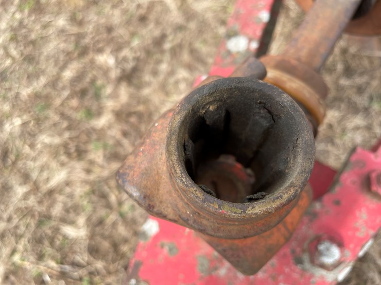 #211-•-slinger-style-manure-spreader-image-12