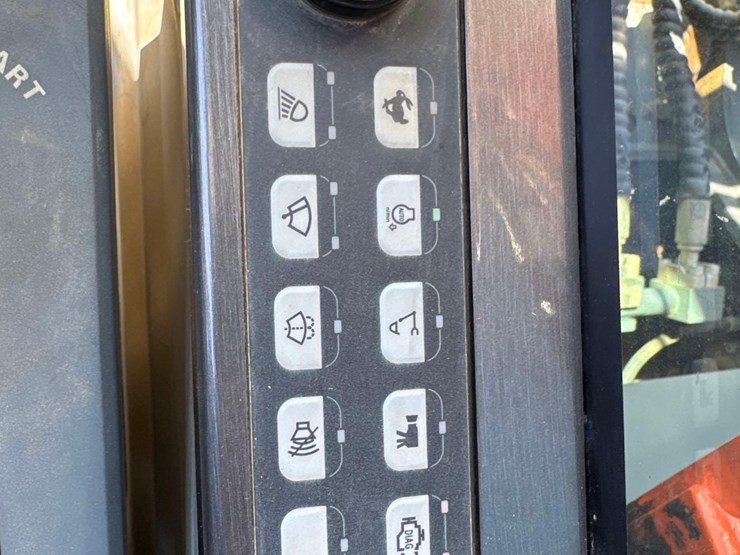 2019-xcmg-xe210u-image-25