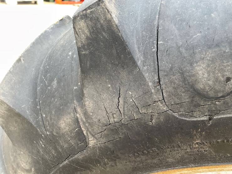 massey-ferguson-230-image-79