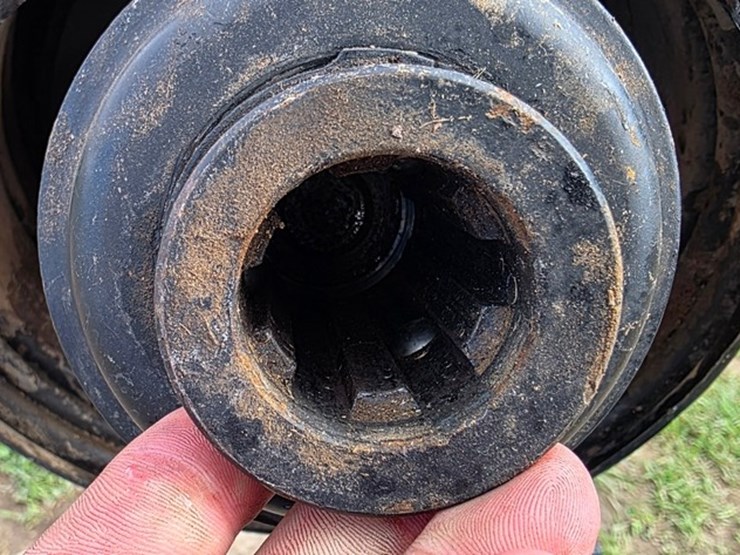 2023-case-ih-rb455-image-34