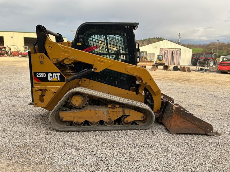 2017-caterpillar-259d-image-5