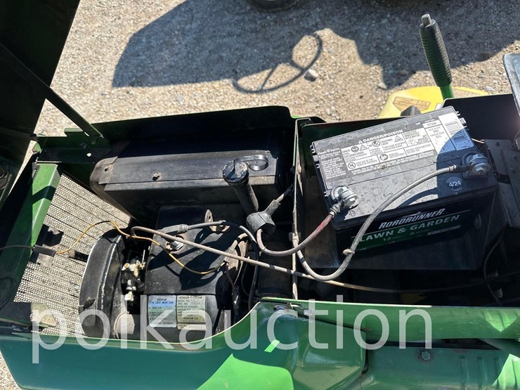 john-deere-200-image-8