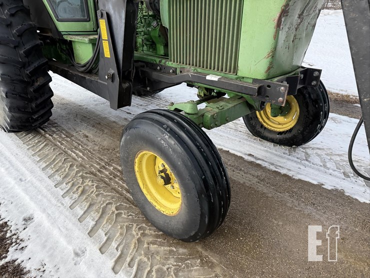 john-deere-4040-image-22