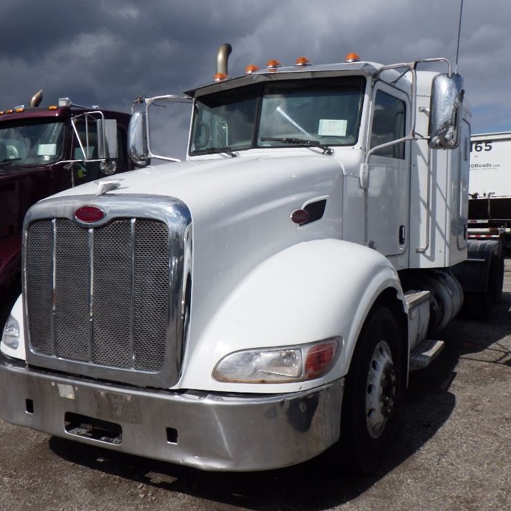 2014 PETERBILT 386