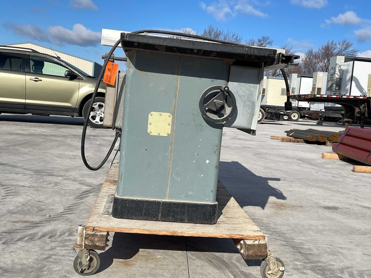 #5428-•-table-saw-image-2