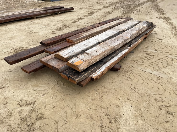 #3979-•-(15)-hand-hewn-barn-beam-face-boards-image-3