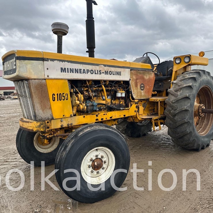 MINNEAPOLIS MOLINE G1050