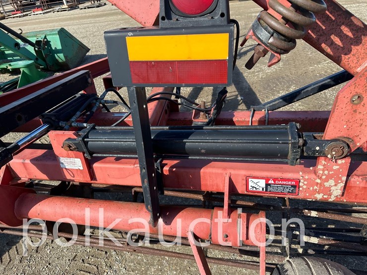 case-ih-crumbler-image-9